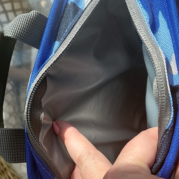 Lands end blue camo bear lunch box - Picture 4 of 7